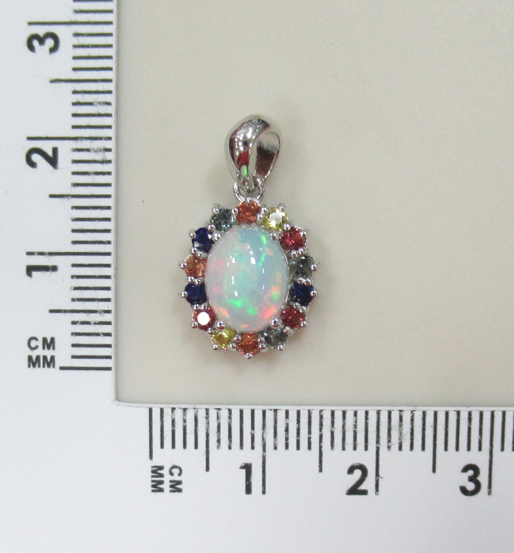 Серебряная подвеска с опалом